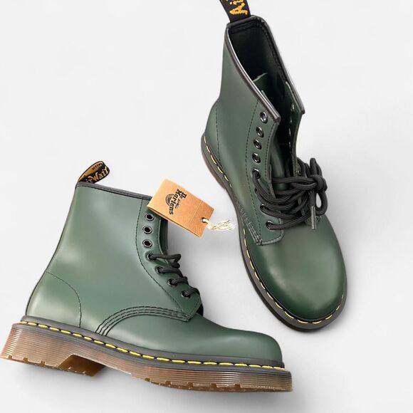 NEW Dr. Martens 1460 Smooth Leather Lace Up Boots in Green 6 - Picture 4 of 8